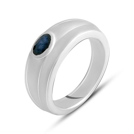 Silver ring with sapphire 0.66ct