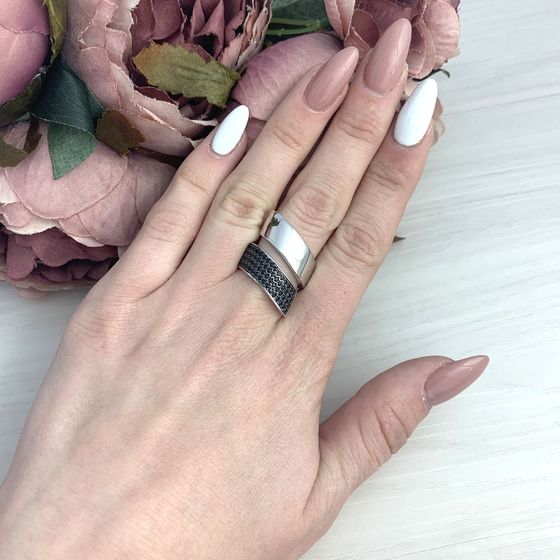 Silver Ring with Fianites