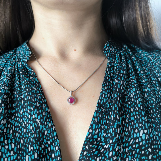 Silver pendant with 1.5ct ruby and cubic zirconia