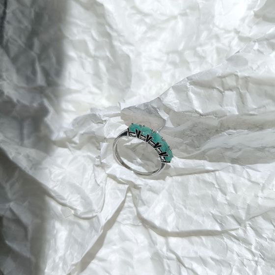 Серебряное кольцо с изумрудом 1.24ct