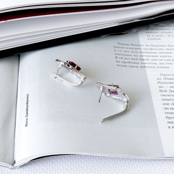 Sterling silver earrings with 2.633ct ruby, fianites