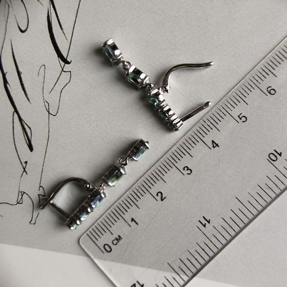 Серебряные серьги с мистик топазом 3.723ct