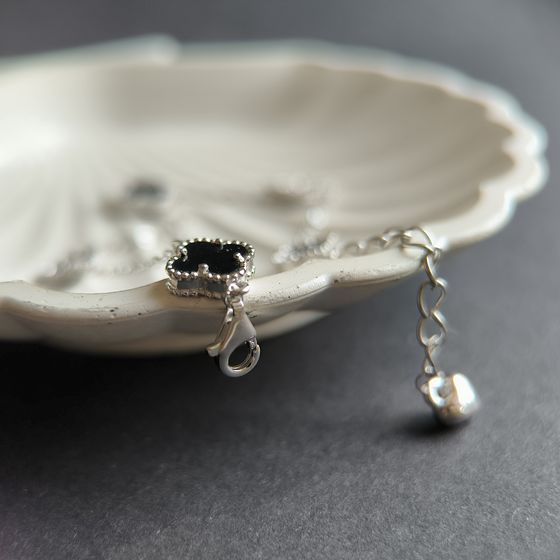 Серебряный браслет с ониксом