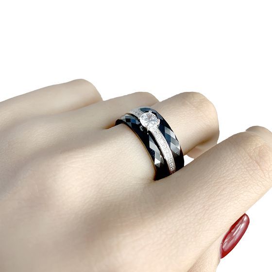 Silver ring with ceramics