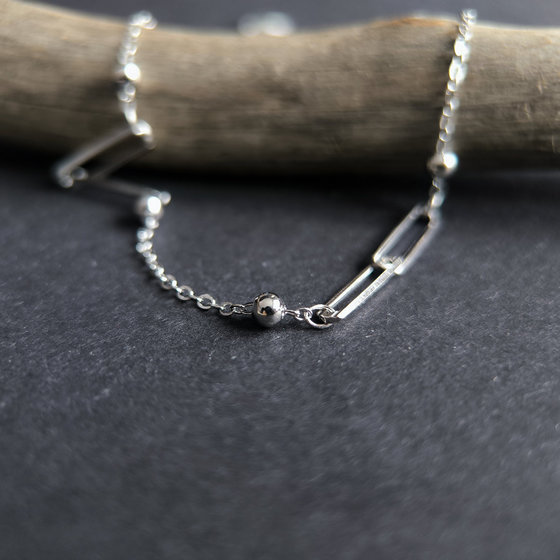 Silver bracelet without stones