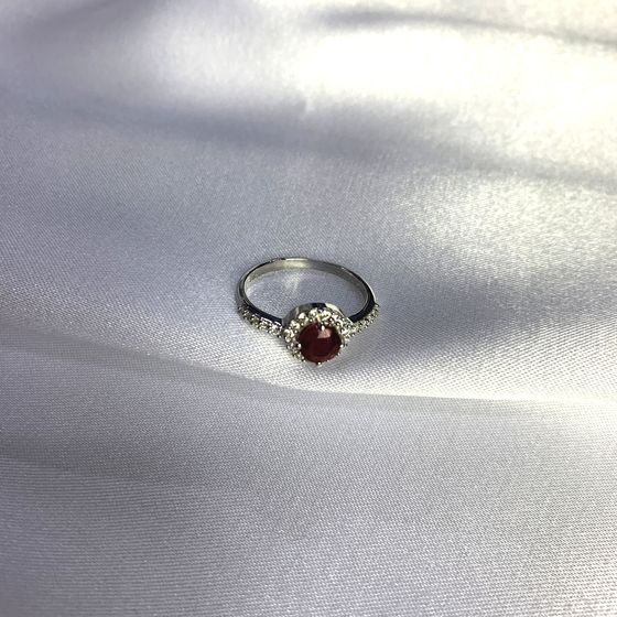 Серебряное кольцо с рубином 1.115ct