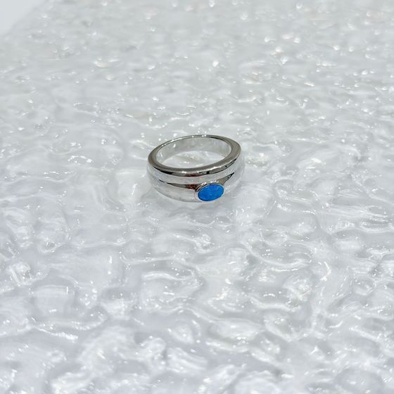 Silver ring with opal 0.2ct