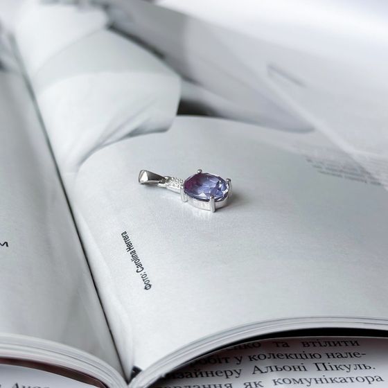 Silver pendant with a 3.411ct alexandrite