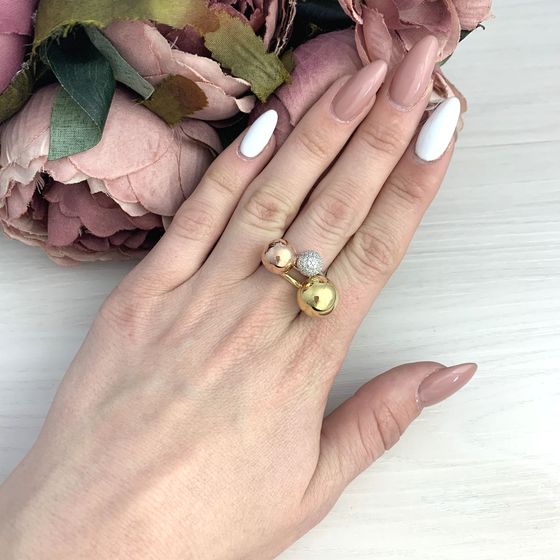 Silver Ring with Fianites