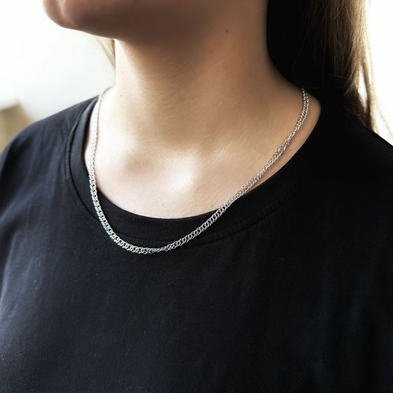 Silver chain without stones