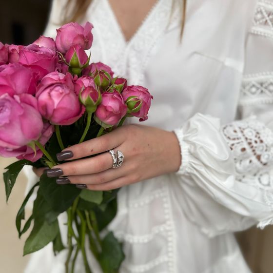 Срібна каблучка з фіанітами