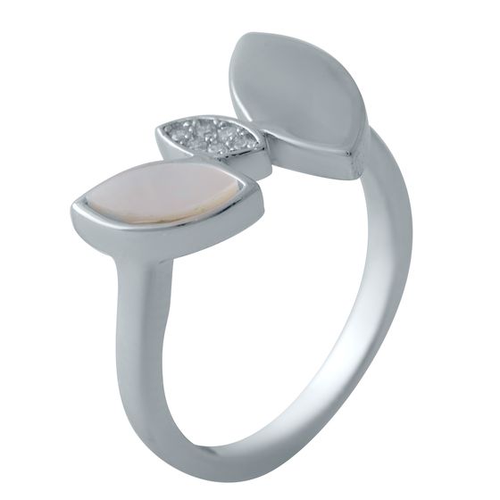 Silver ring with mother-of-pearl