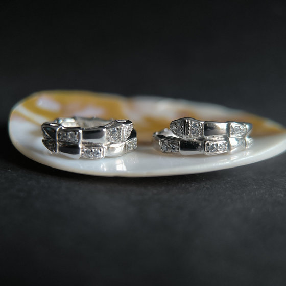 Silver earrings with cubic zirconia