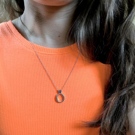 Silver necklace with phianites