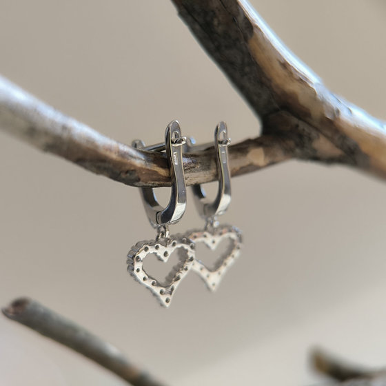 Silver earrings with cubic zirconia