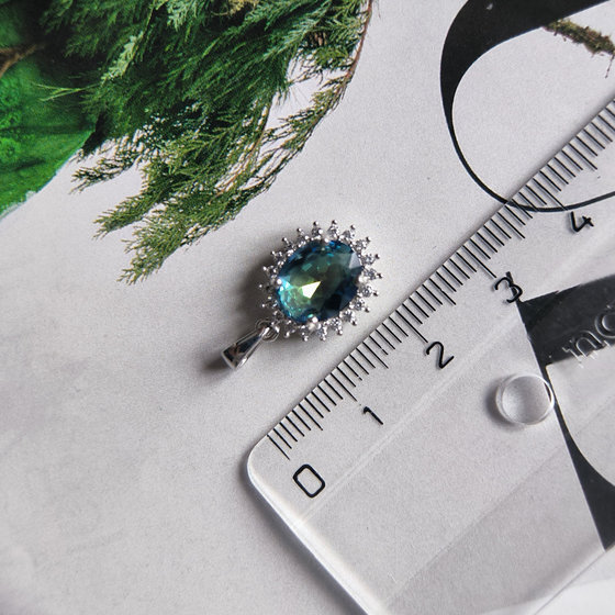 Серебряная подвеска с мистик топазом 2.113ct