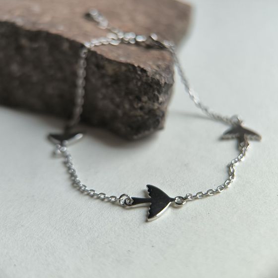 Silver bracelet without stones