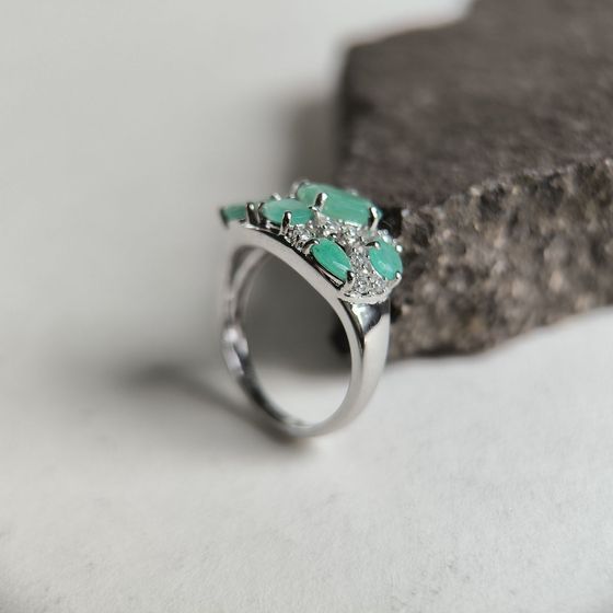 Silver ring with emerald, fianites