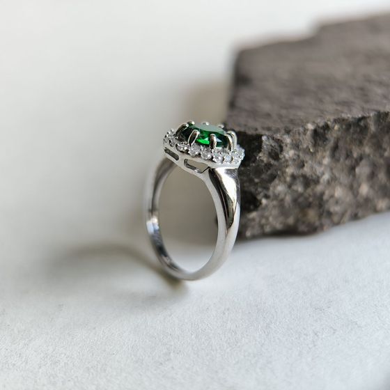 Срібна каблучка зі смарагдом nano 1.397ct