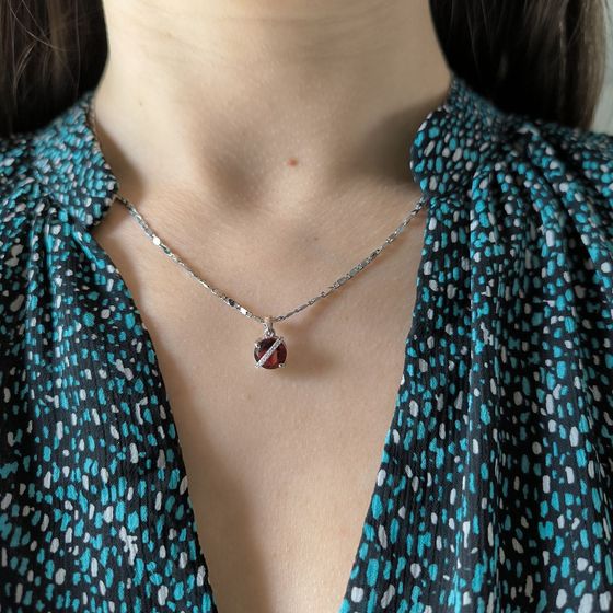 Серебряная подвеска с гранатом 1.749ct