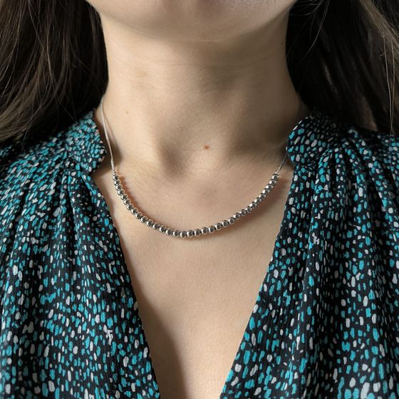 Silver necklace without stones