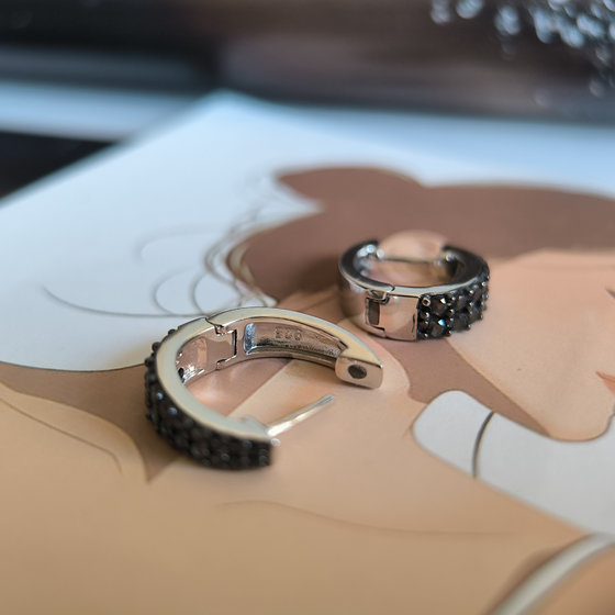 Срібні сережки з фіанітами