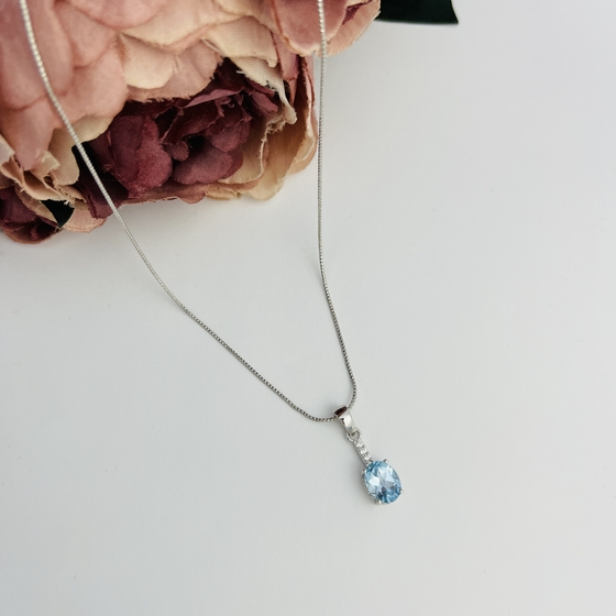 Серебряная подвеска с топазом 2.325ct
