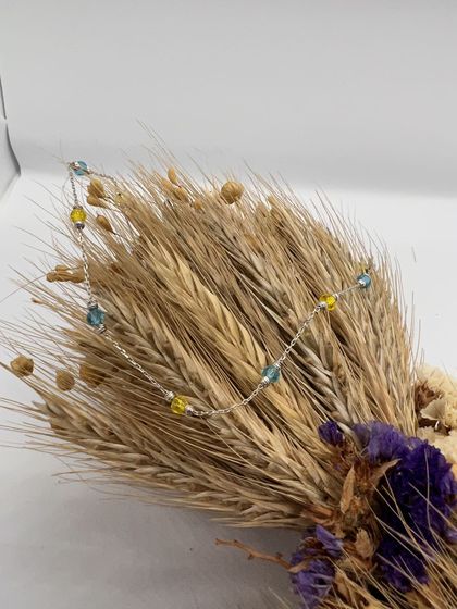 Silver necklace with phianites