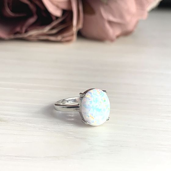 Срібна каблучка з опалом 2,09 карата