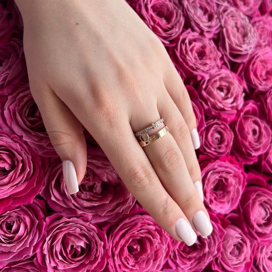 Золота каблучка з фіанітами 0.55ct