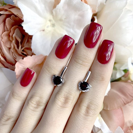 Серебряные серьги с гранатом 1.81ct