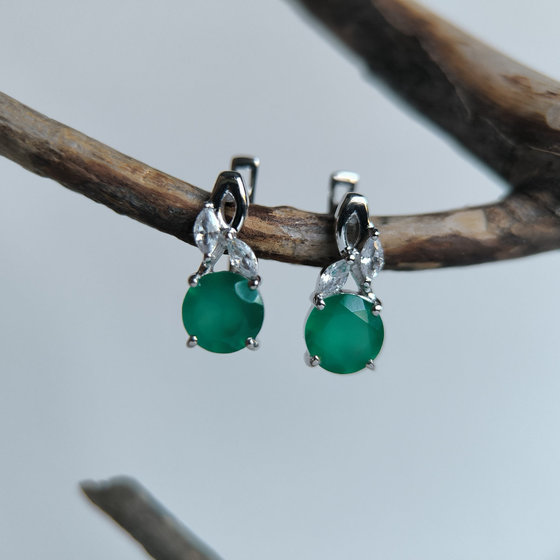 Silver earrings with 2.683 ct agate and cubic zirconia