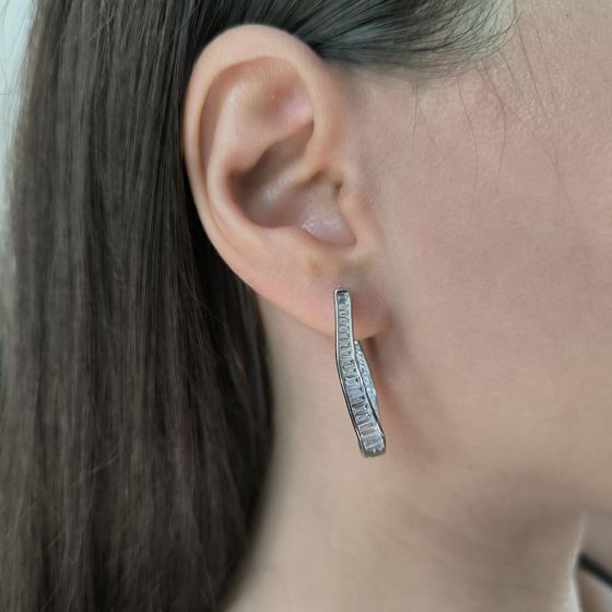 Срібні сережки з фіанітами