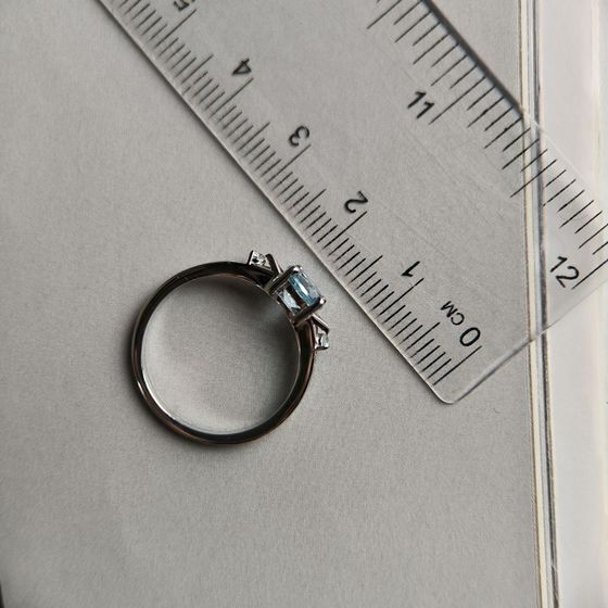 Серебряные серьги с топазом 2.117ct