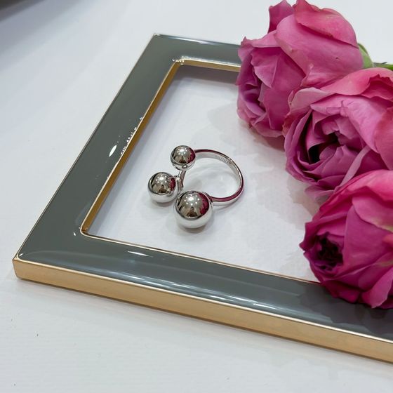 Серебряное кольцо без камней