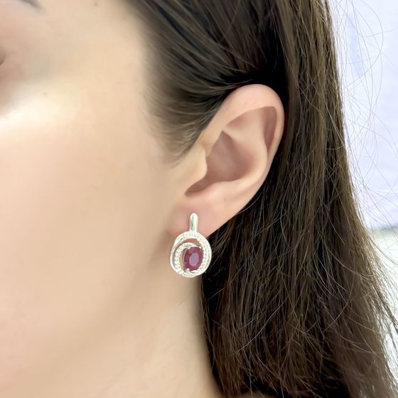 Срібні сережки з рубіном 4.124ct, фіанітами