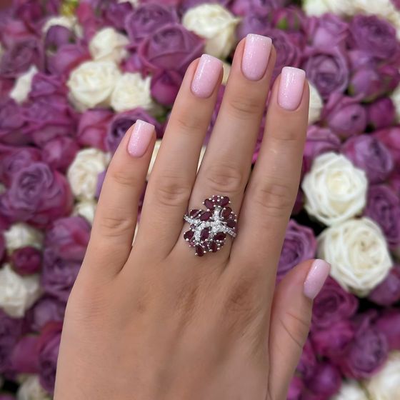 Silver ring with ruby 4.609ct