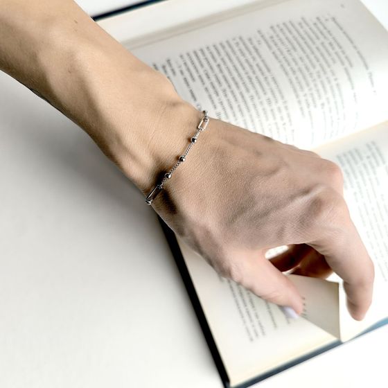 Silver bracelet without stones