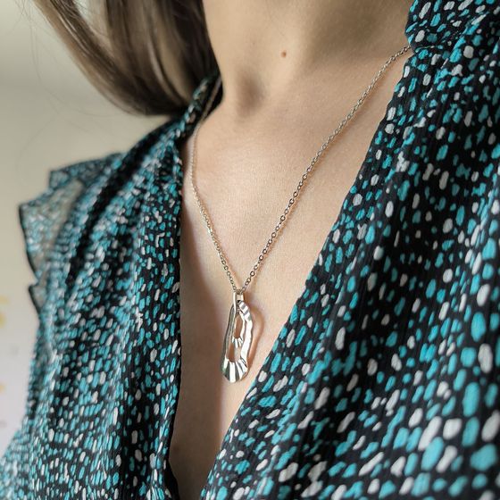 Silver necklace without stones