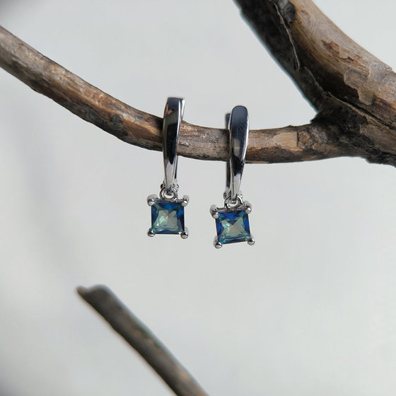 Срібні сережки з містичним топазом 1ct