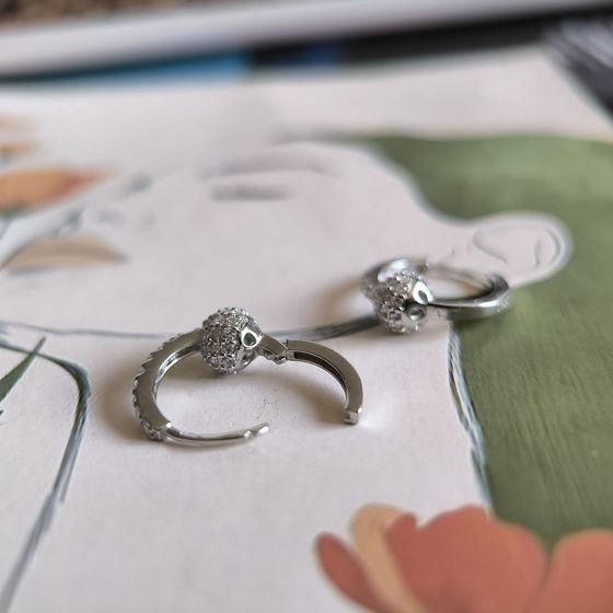 Срібні сережки з фіанітами