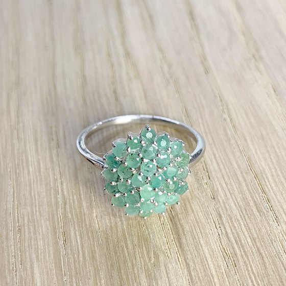 Срібні сережки зі смарагдом 2,606 карата