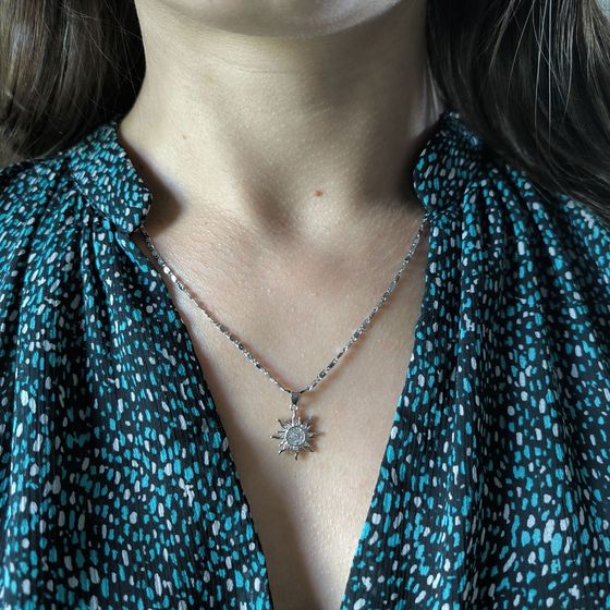 Срібна підвіска з фіанітами