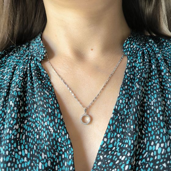 Silver pendant with phianites