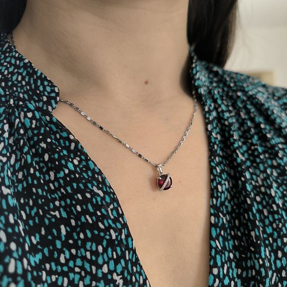 Серебряная подвеска с гранатом 1.749ct
