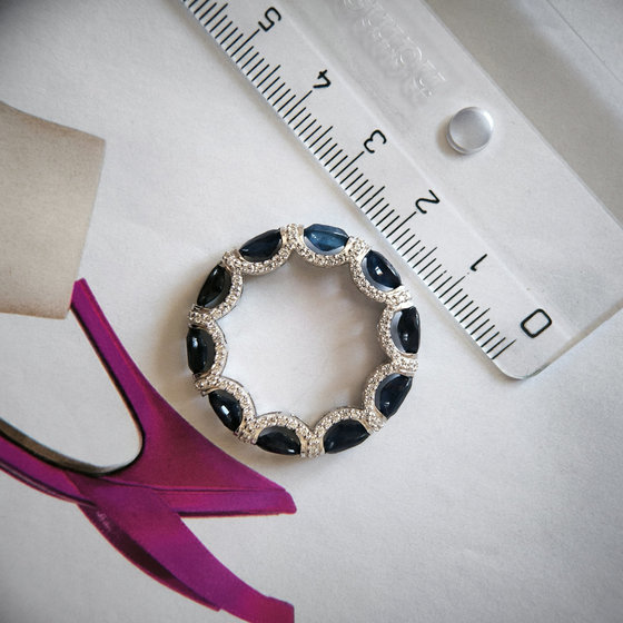 Срібне кільце з сапфіром 7.976ct, фіанітами