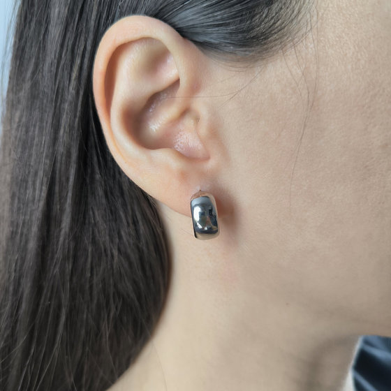 Silver earrings without stones