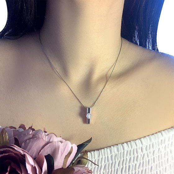 Серебряная подвеска с фианитами