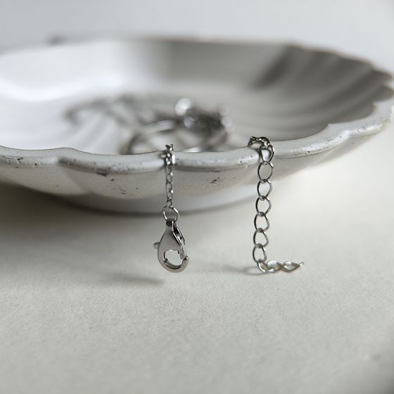 Silver necklace without stones