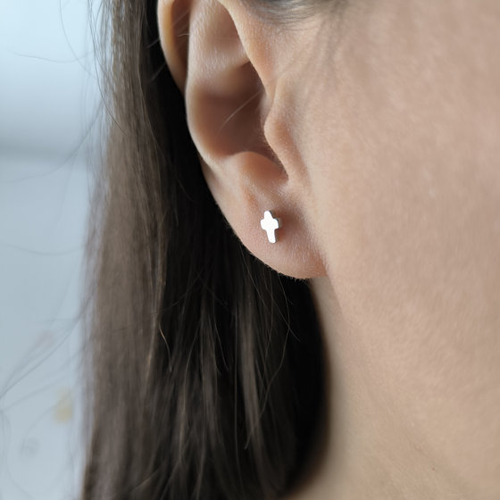 Срібні сережки без каменів